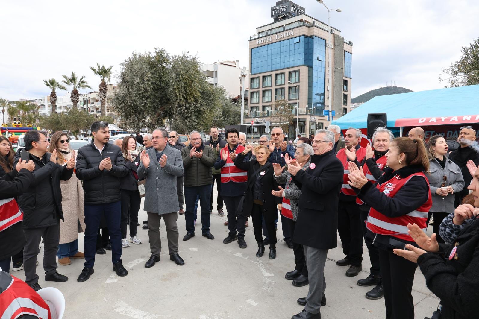 CHP Aydın Örgütü Kuşadası’nda toplandı: Bayramda birlik mesajı