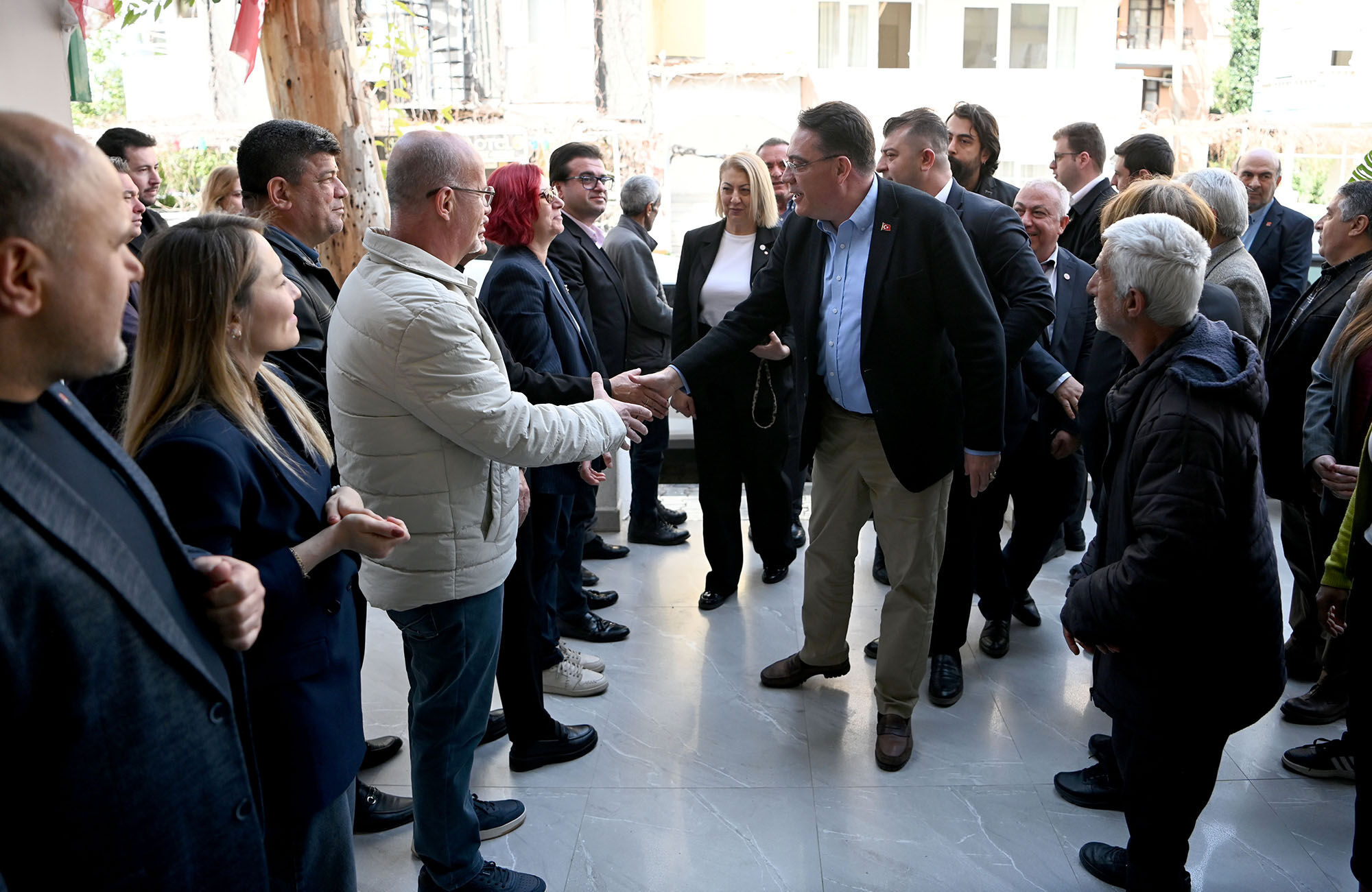 Chpden Kusadasinda Milli Savunma Politikalari Paneli Turkiyenin Askeri Gucu Ve Bolgesel Riskler Masaya Yatirildi 646373 0E922074886B71D0339E1F5Aafef147E