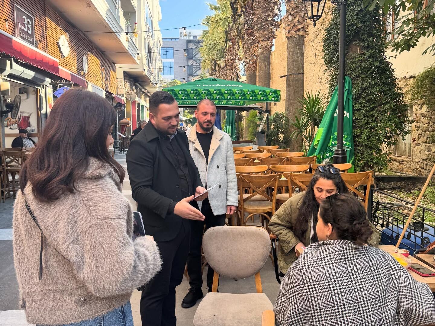 CHP’li Gündoğdu Aydın’da gençlerin problemlerini anlattı