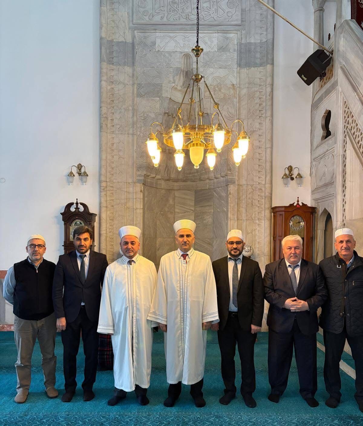 Diyanet Akademisi Daire Baskani Unluden Aydinda Cuma Sohbeti 644833 F7E9B64B33Bd2Debde1E165C09638C37