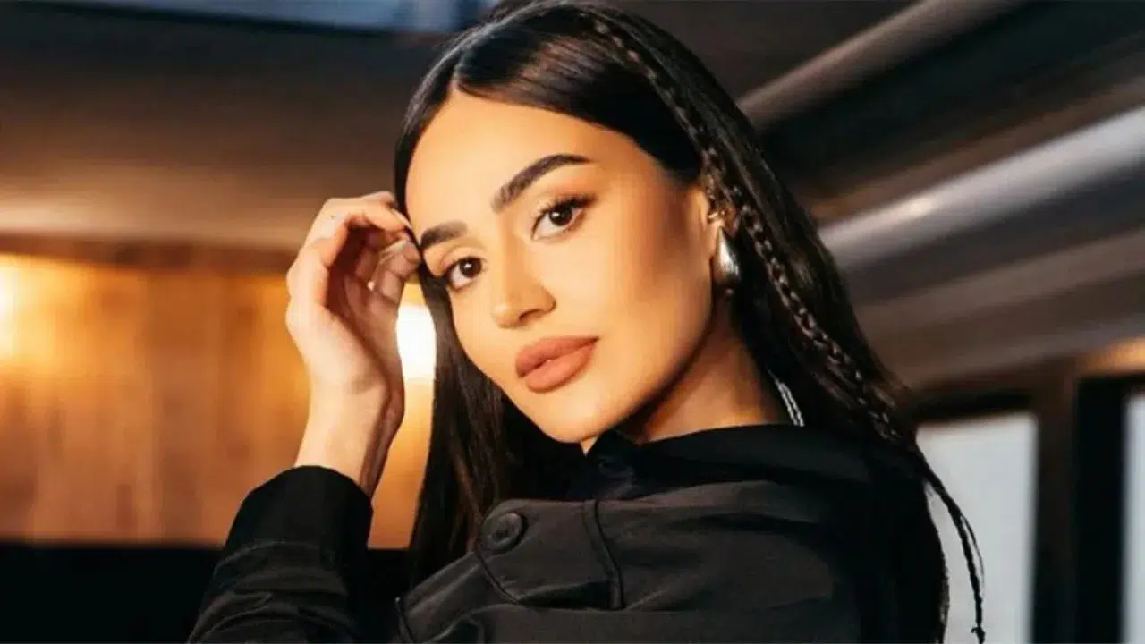 Elif Buse Doğan Kaç Yaşında
