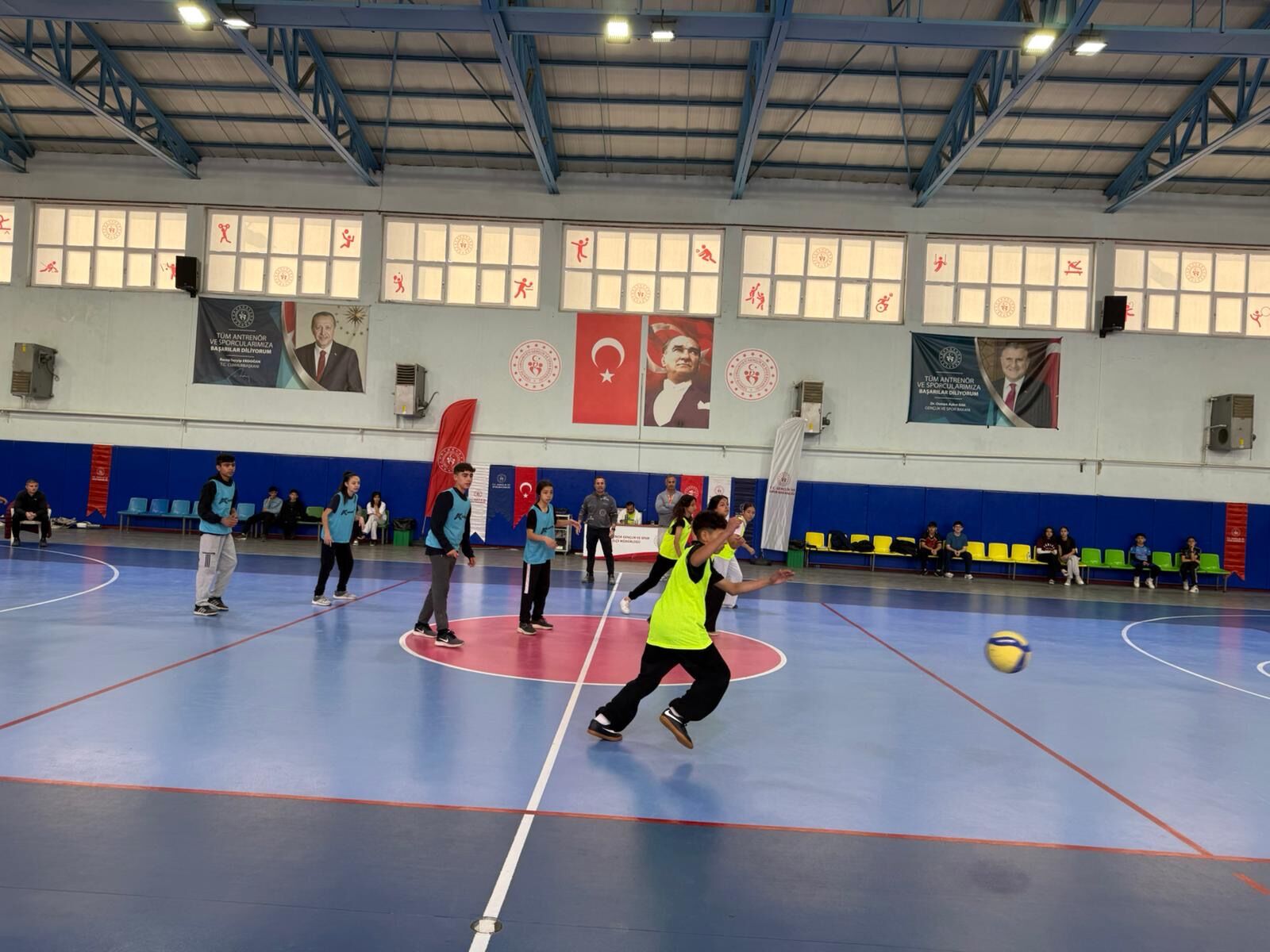 Germencik’te spor coşkusu: Dereceye giren öğrenciler madalya kazandı