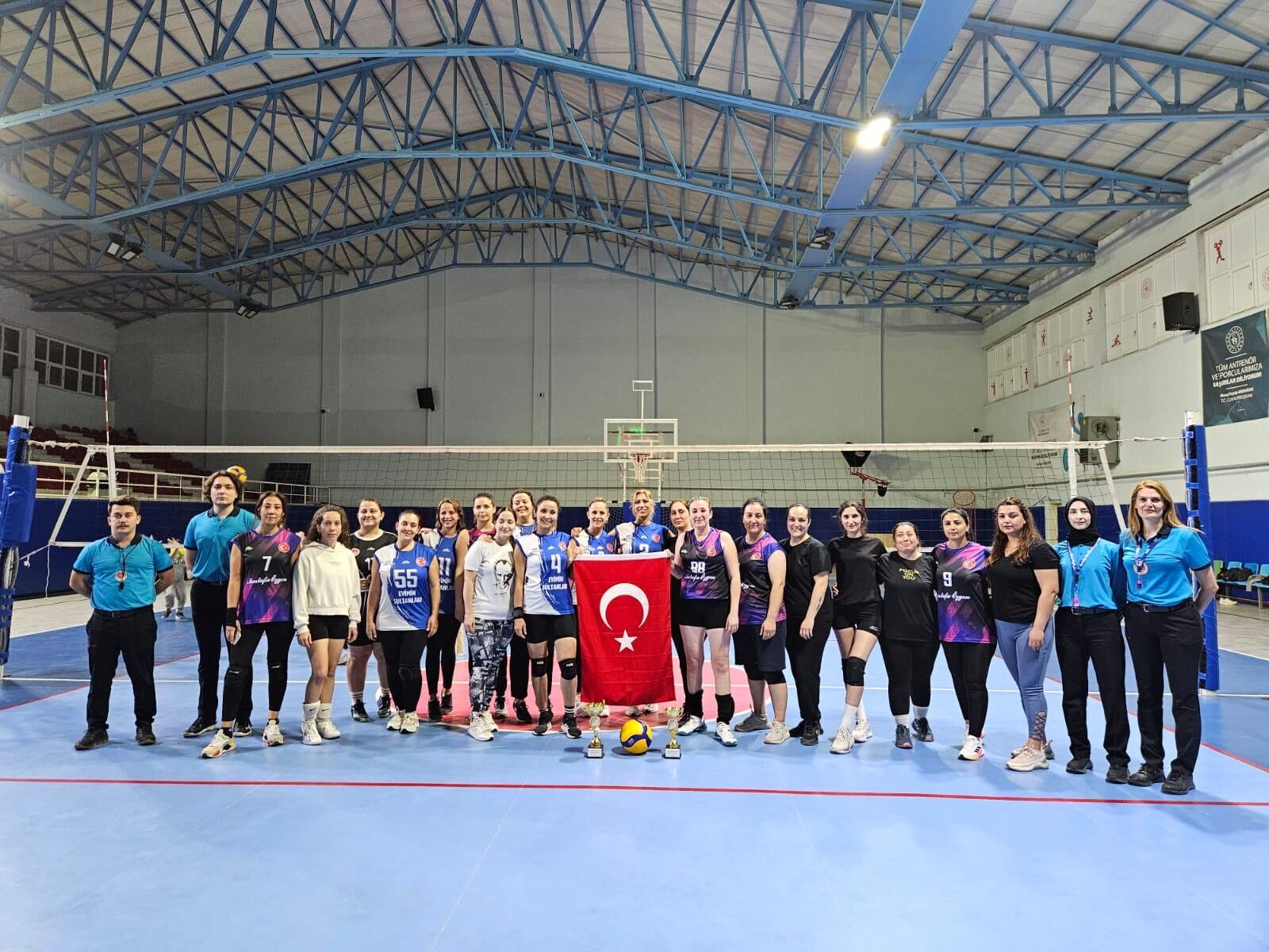 Germencik’te kadınlar sahada