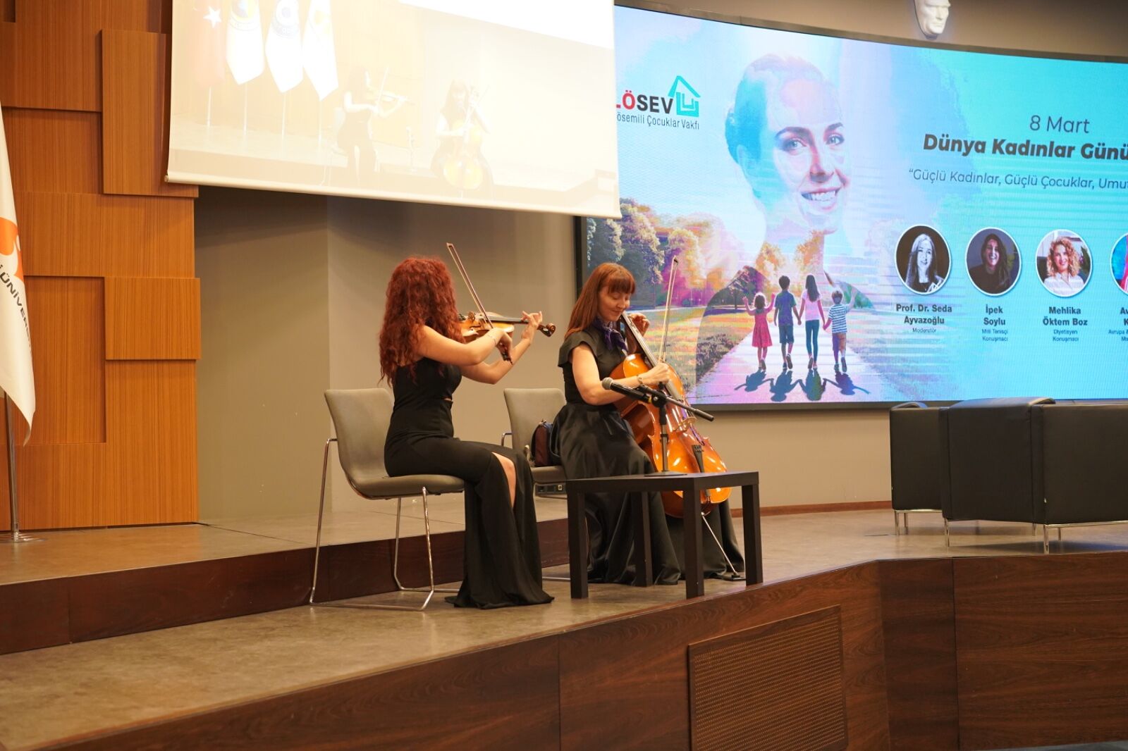 Losevden 8 Mart Dunya Kadinlar Gunune Ozel Anlamli Panel Aydinli Yazar Cetinturk Kanserle Mucadele Hikayesini Anlatti 644820 D3011F4012Ef23917F36B29E4B810E15