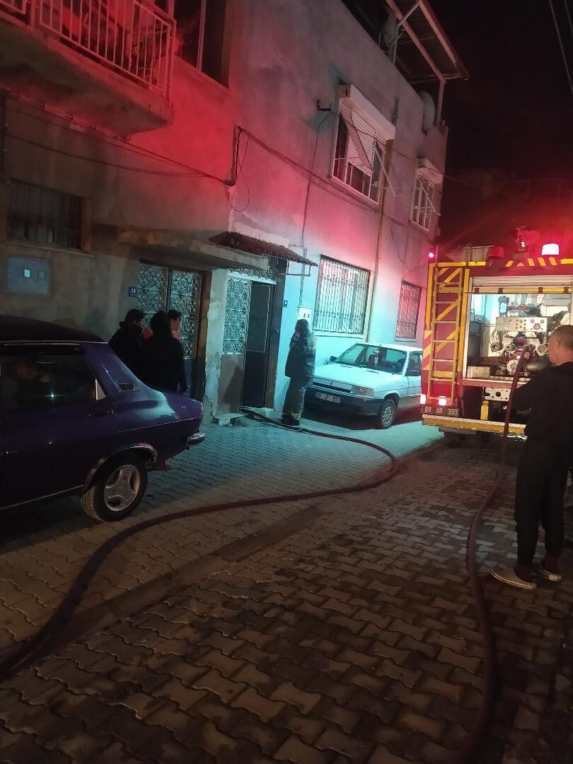 Söke’de gece çıkan yangın korkuttu