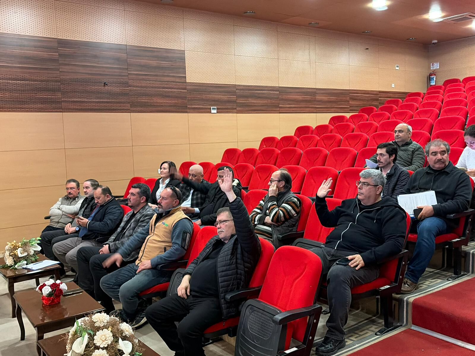Germencik Belediye Meclisi’nde kararlar çıktı: Belediye bünyesine 2 araç alınacak