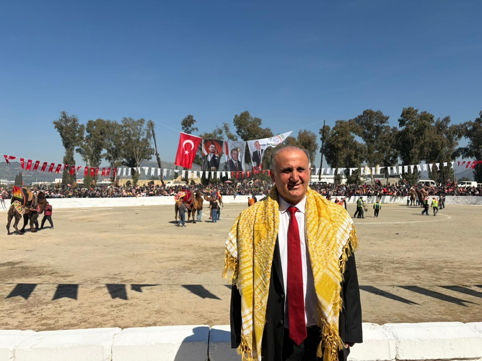 İncirliova’da deve güreşi heyecanı başladı: 184 deve arenada kıyasıya mücadele etti