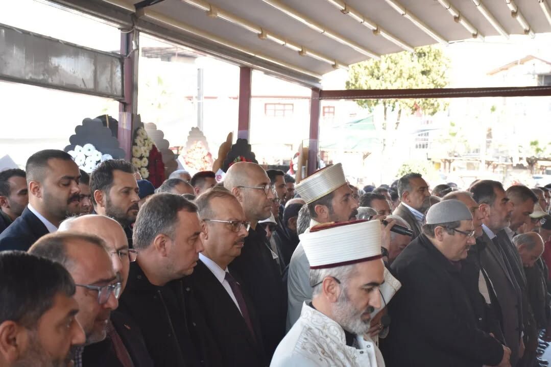 Aydın’da Çondur ailesinin acı günü: Himmet Çondur son yolculuğuna uğurlandı
