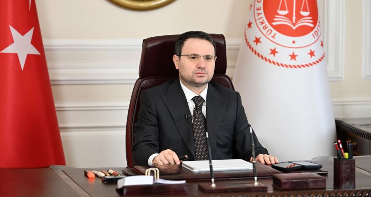 CHP’li Tezcan, Gürlek ve Özel polemiğine dahil oldu