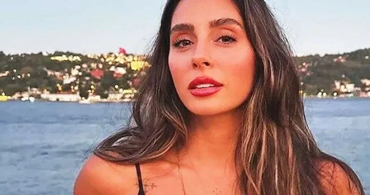 Yasemin Yürük Kimdir