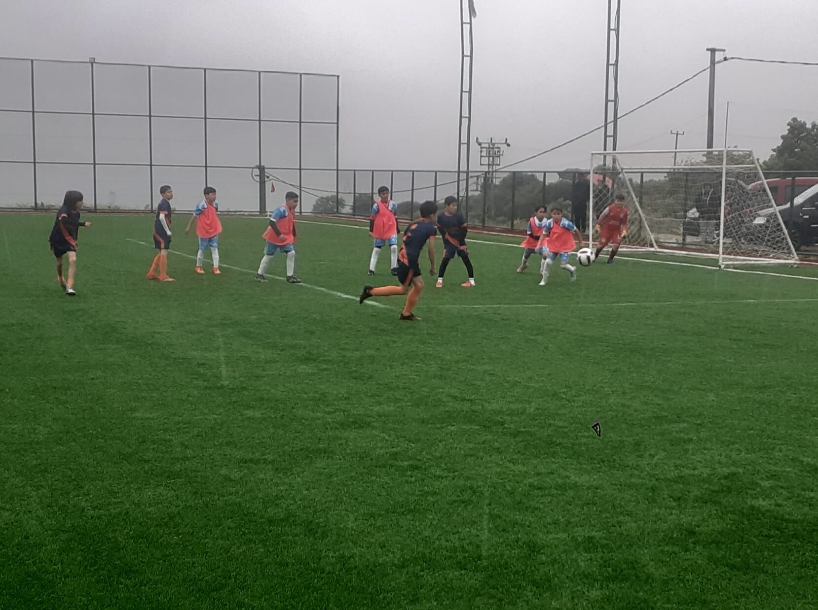 23 Nisan Coşkusu Futbol Sahasına Taşındı (1)