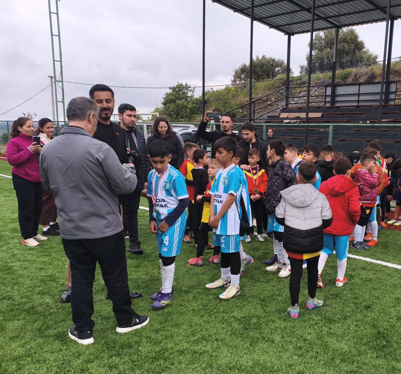 23 Nisan Coşkusu Futbol Sahasına Taşındı (3)