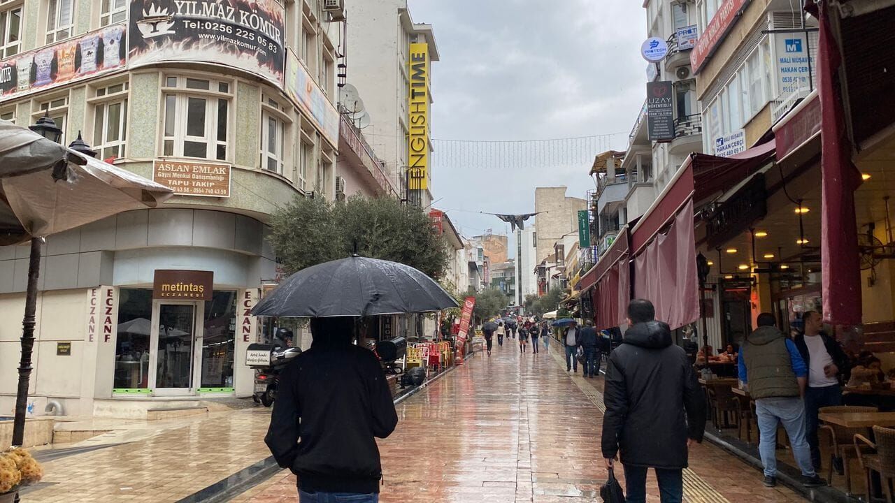 23 Nisan’da Aydın’da yağmur engeli! Birçok okulda törenler iptal edildi