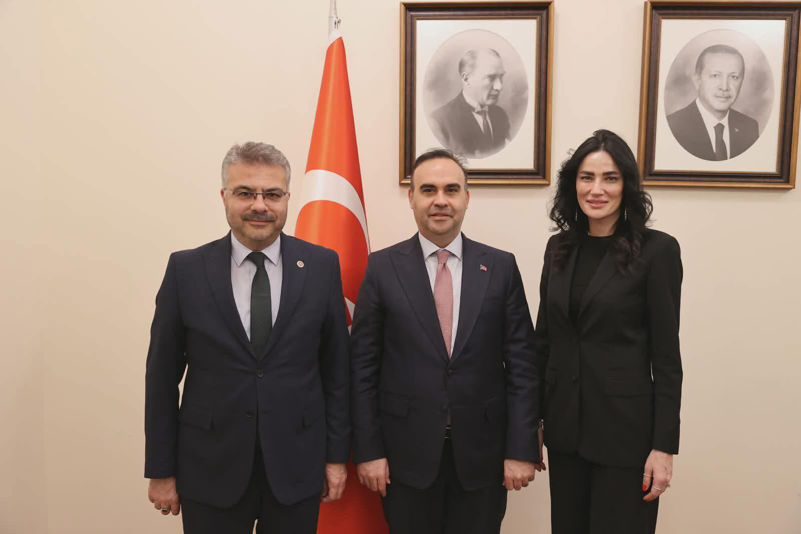 Ak Partili Sarıbaş Ve Özmen Bakan Kacır Ile Bir Araya Geldi Aydın’ın Sanayi Geleceği Masaya Yatırıldı (2)