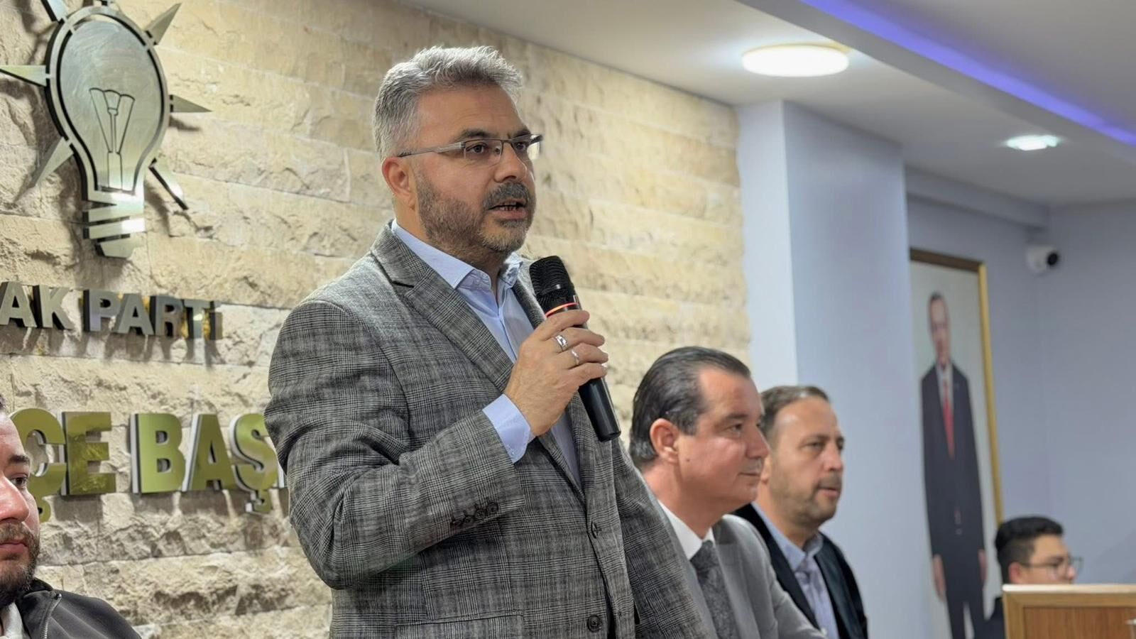 Aydın Siyasetinde Hukukçu Ağırlığı Artıyor! ‘Cübbe’ Etkisi Gündemde (7)