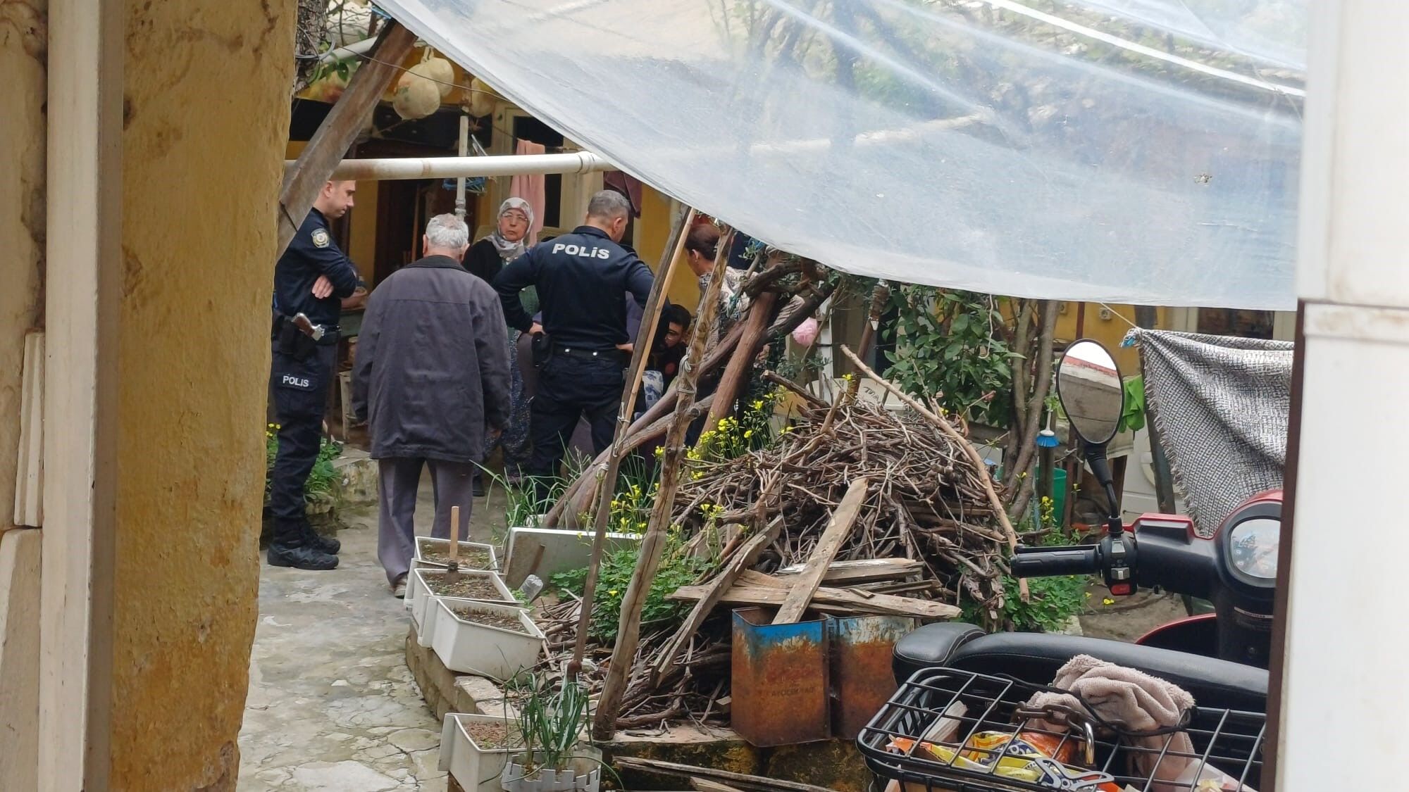 Aydın’da korkutan dakikalar! Yaşlı kadın için zamanla yarışıldı