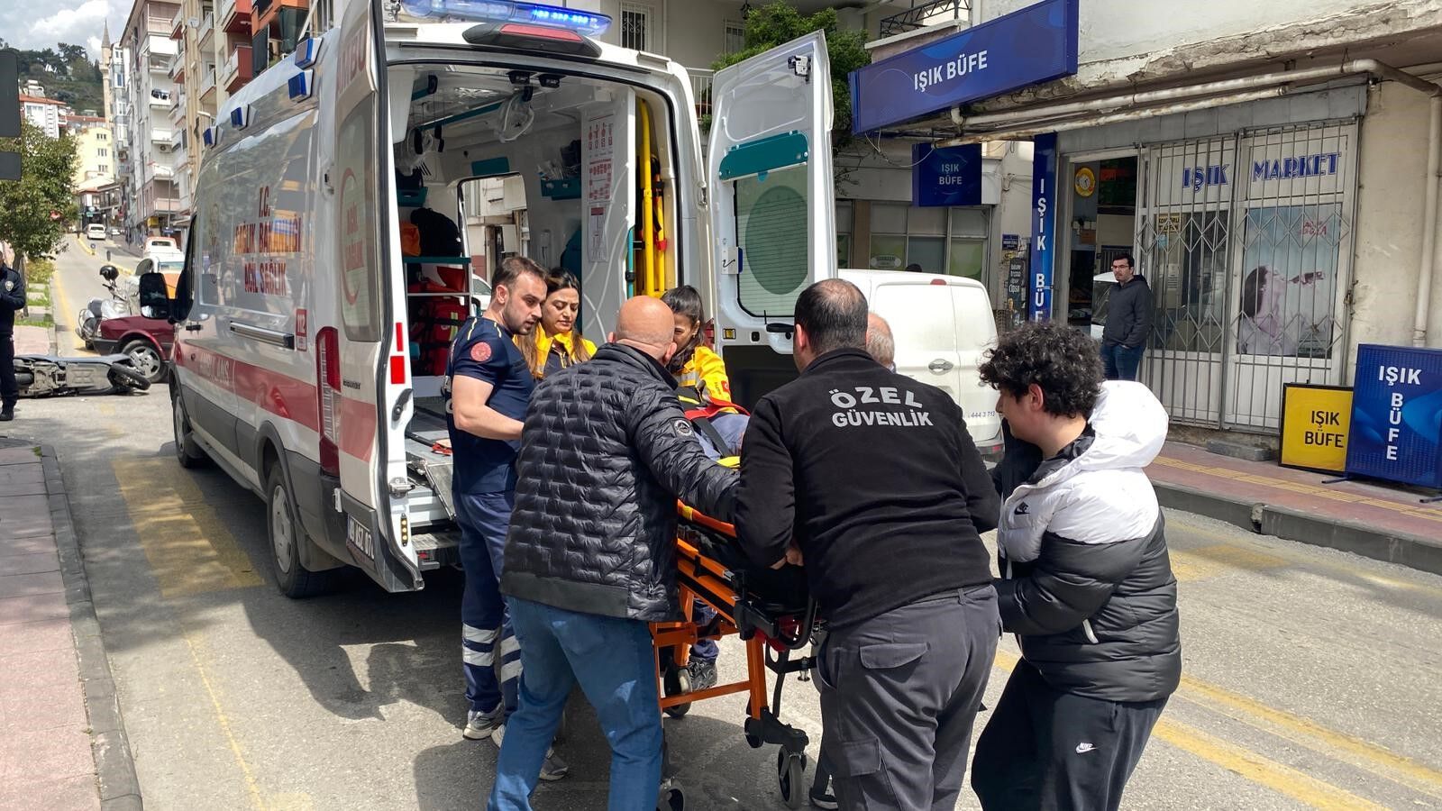 Aydın’da otomobille çarpışan motosikletin sürücüsü yaralandı
