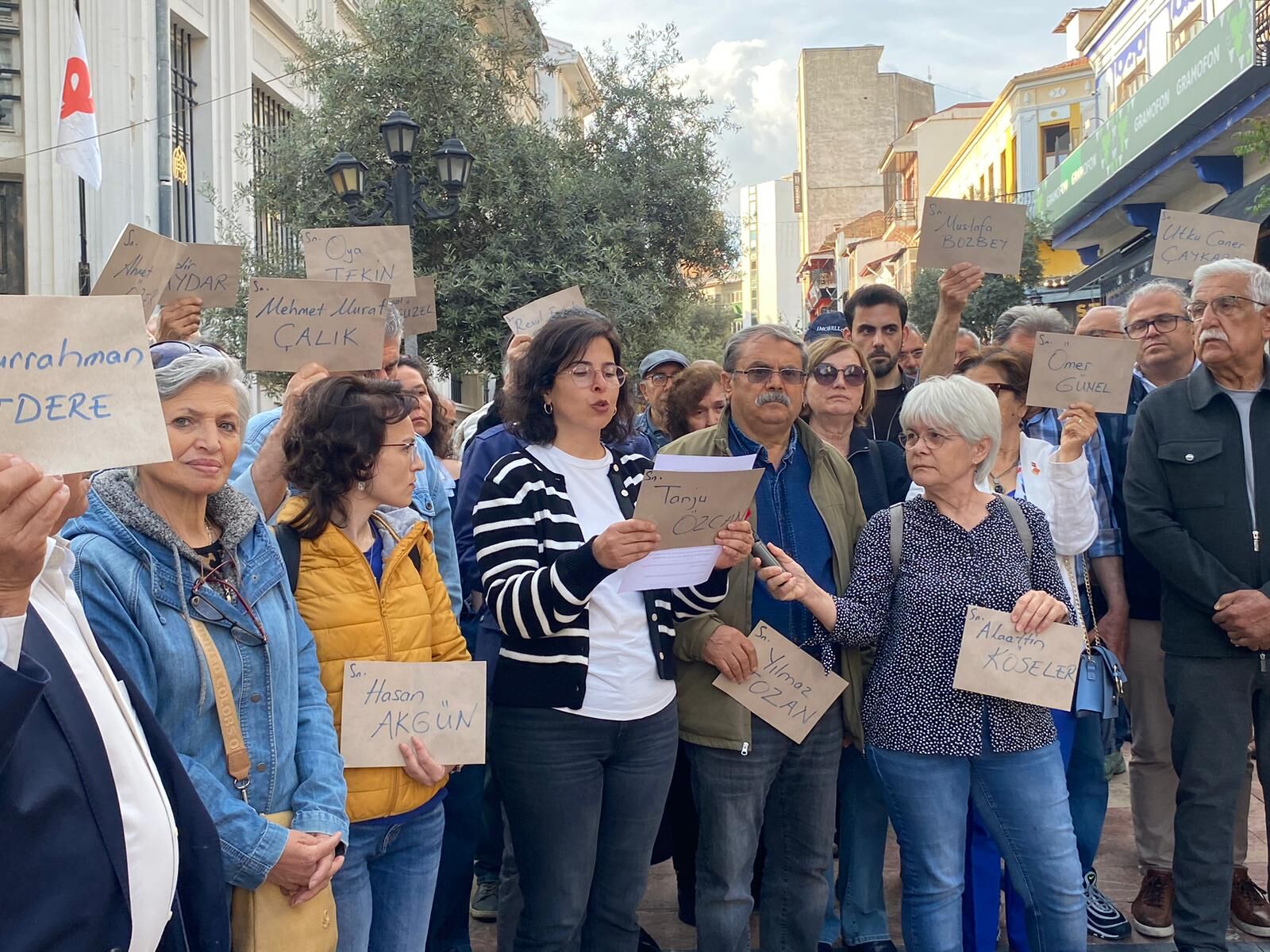 Aydın’da Tutuklu Belediye Başkanlarına Destek “Bu Isimleri Silemeyeceksiniz” (4)