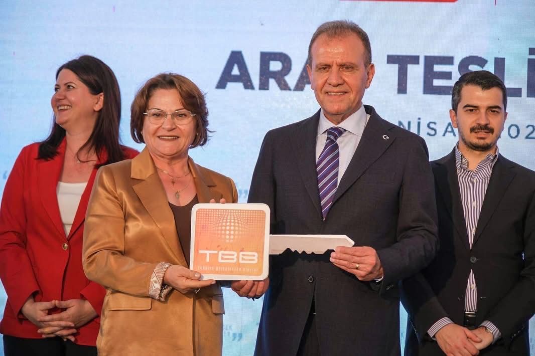 Aydın’daki Belediyelere Araç Desteği Filolar Güçlendi (1)
