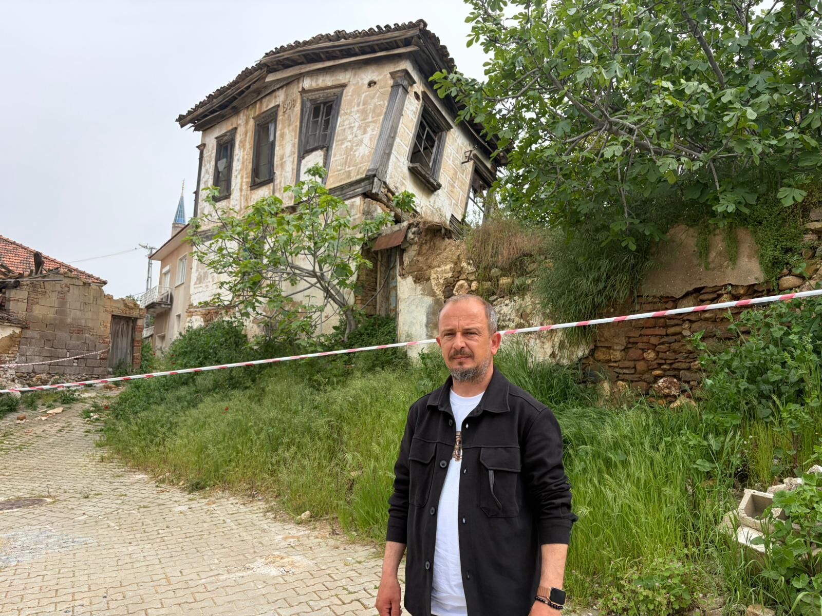 Aydın’daki yağışlar 118 yıllık tarihi Rum evini yıktı