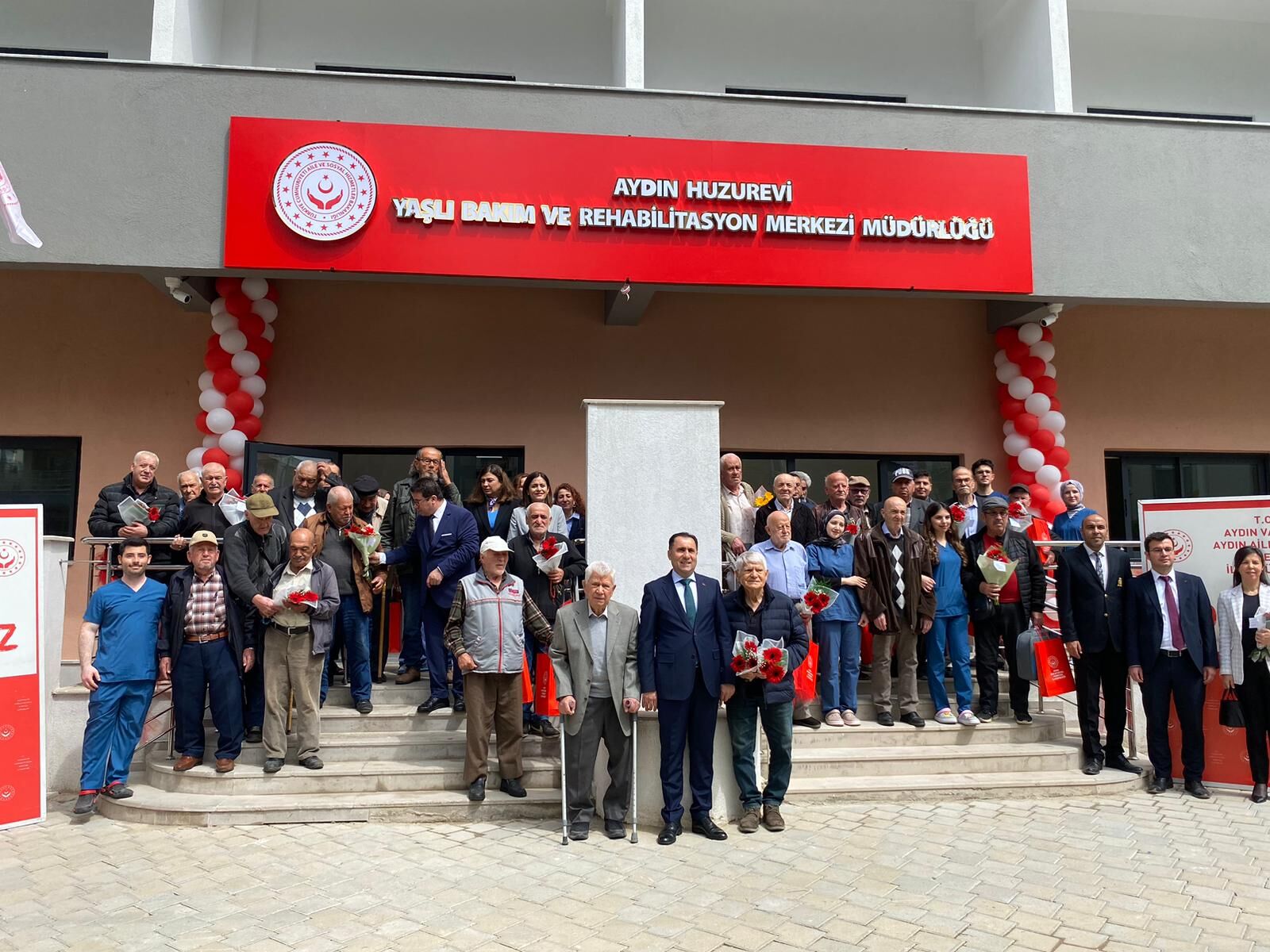 Aydın’daki Yeni Huzurevi Ücretli Mi