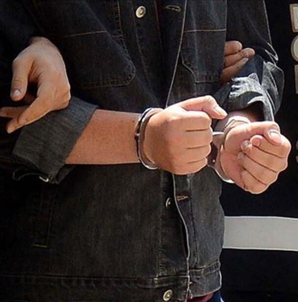 Aydın'ın Dibinde Okul Saldırısı Hazırlığı! Çok Sayıda Öğrenci Gözaltına Alındı (1)