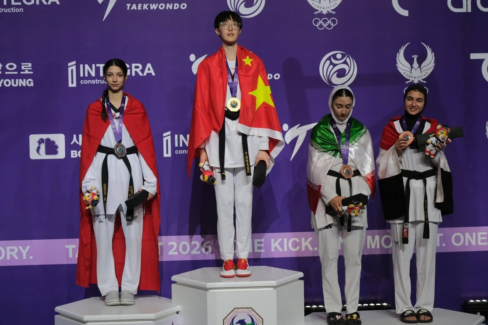 Aydınlı Milli Sporcu Cansu Dünya İkinciliğiyle Gurur Yaşattı: Tebrik Mesajları Yağdı