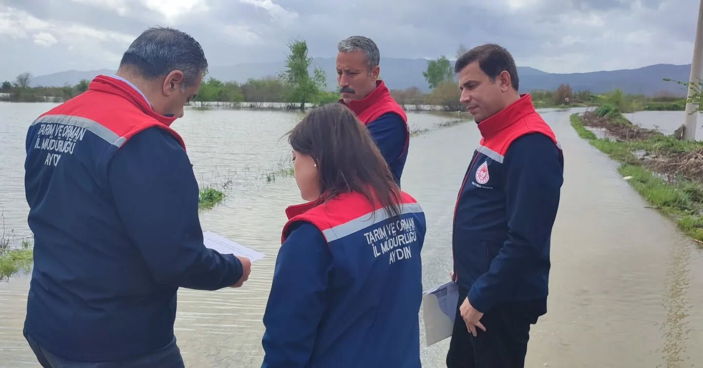 Aydınlı üreticinin yaraları sarılıyor: Taşkından zarar gören araziler incelendi