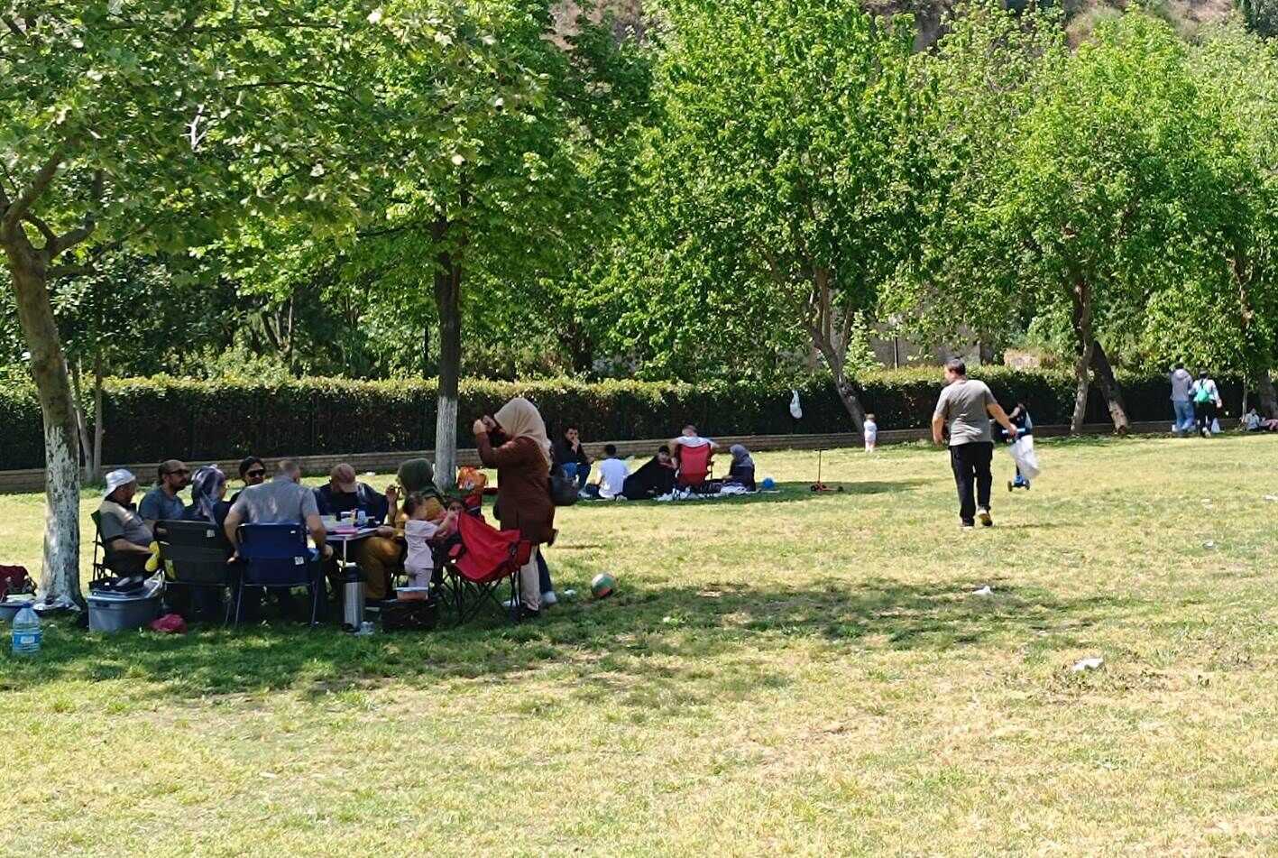 Aydınlılar piknik alanlarına akın etti