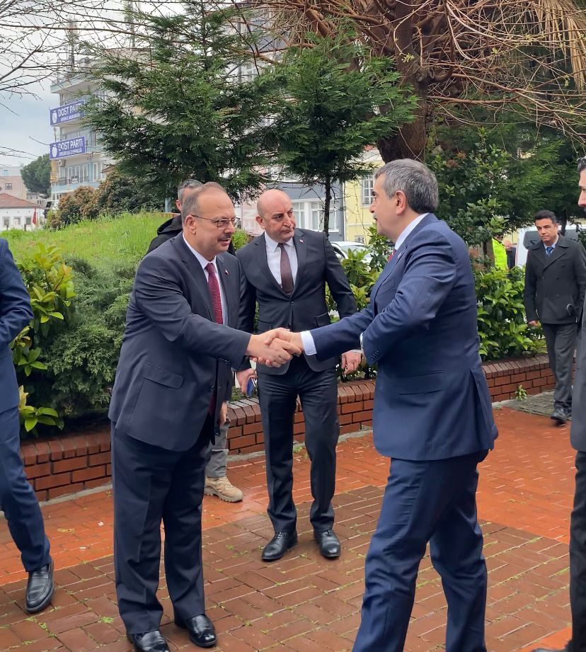Bakan Tekin’in ilk ziyareti Vali Canbolat'a oldu