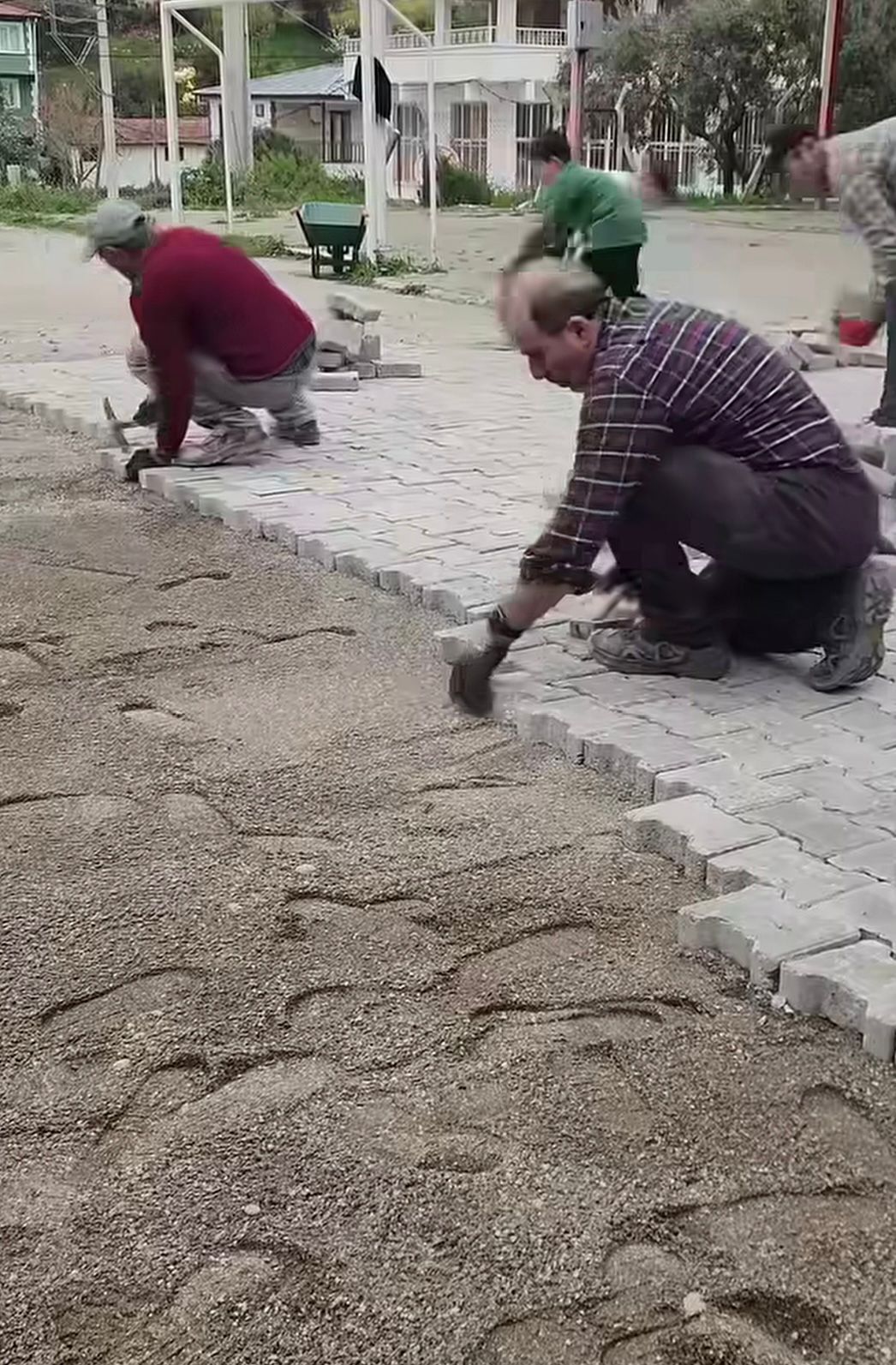 Bozdoganda Okullara Onemli Destek Temizlikten Sonra Parke Ta 655510 6Fac15