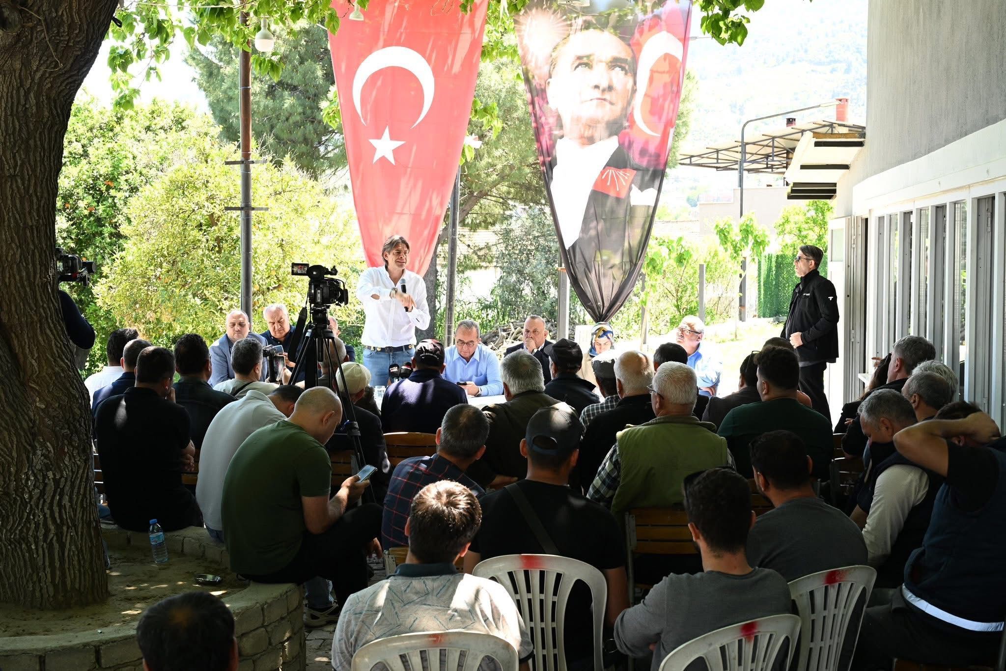 Bozdoğanlı Üretici Gölge Bakanla Buluştu “Bereketli Toprakları Yeniden Ayağa Kaldıracağız” (1)