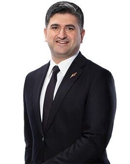 Chp'li Belediyeye Gece Vakti Şok Operasyon! Belediye Başkanı Ve Yardımcıları Gözaltına Alındı (3)