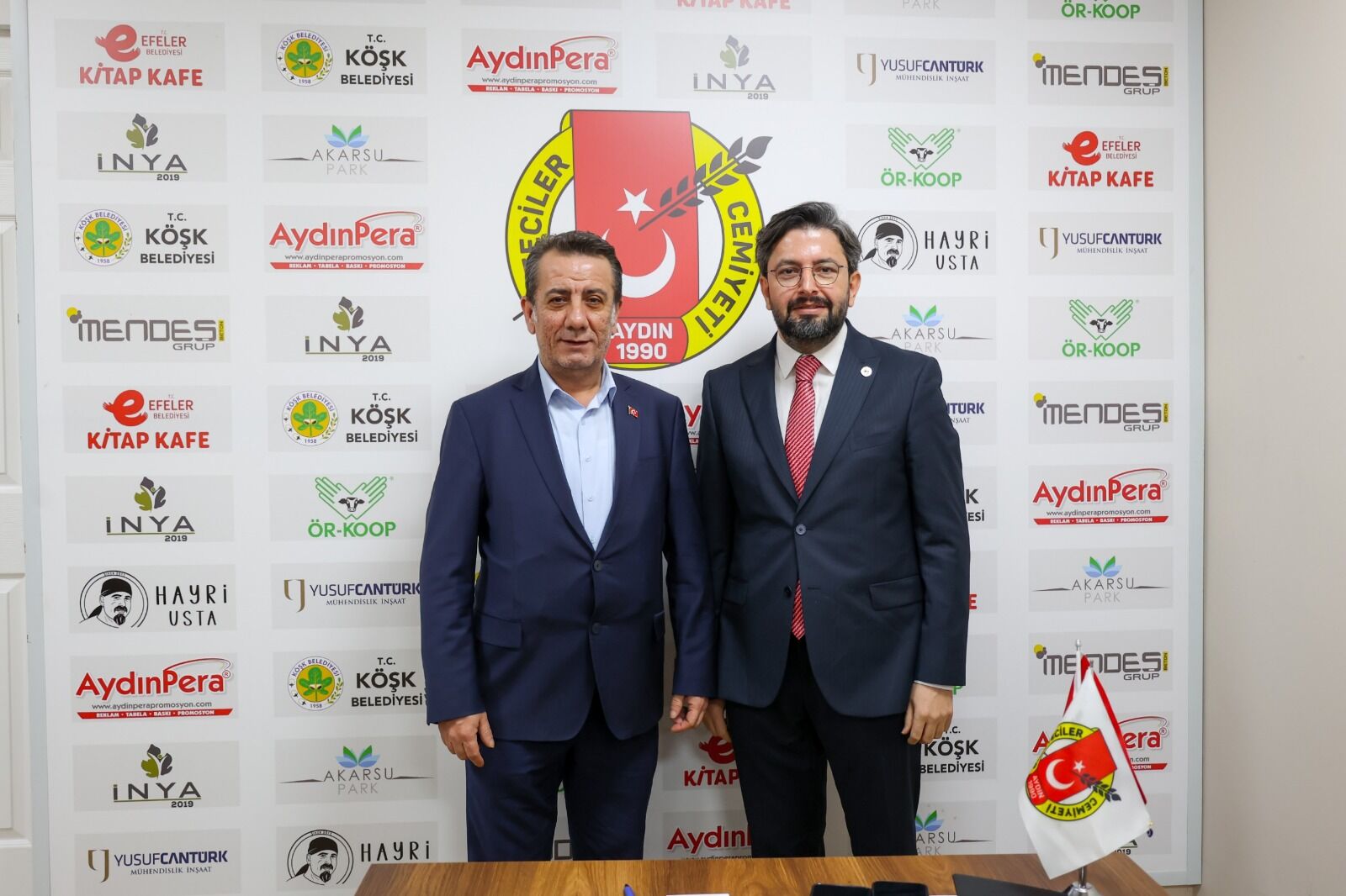 Efelerde Akilli Kalp Sok Cihazi Donemi 8 Noktada Hizmete Gir 657652 47E3Dd