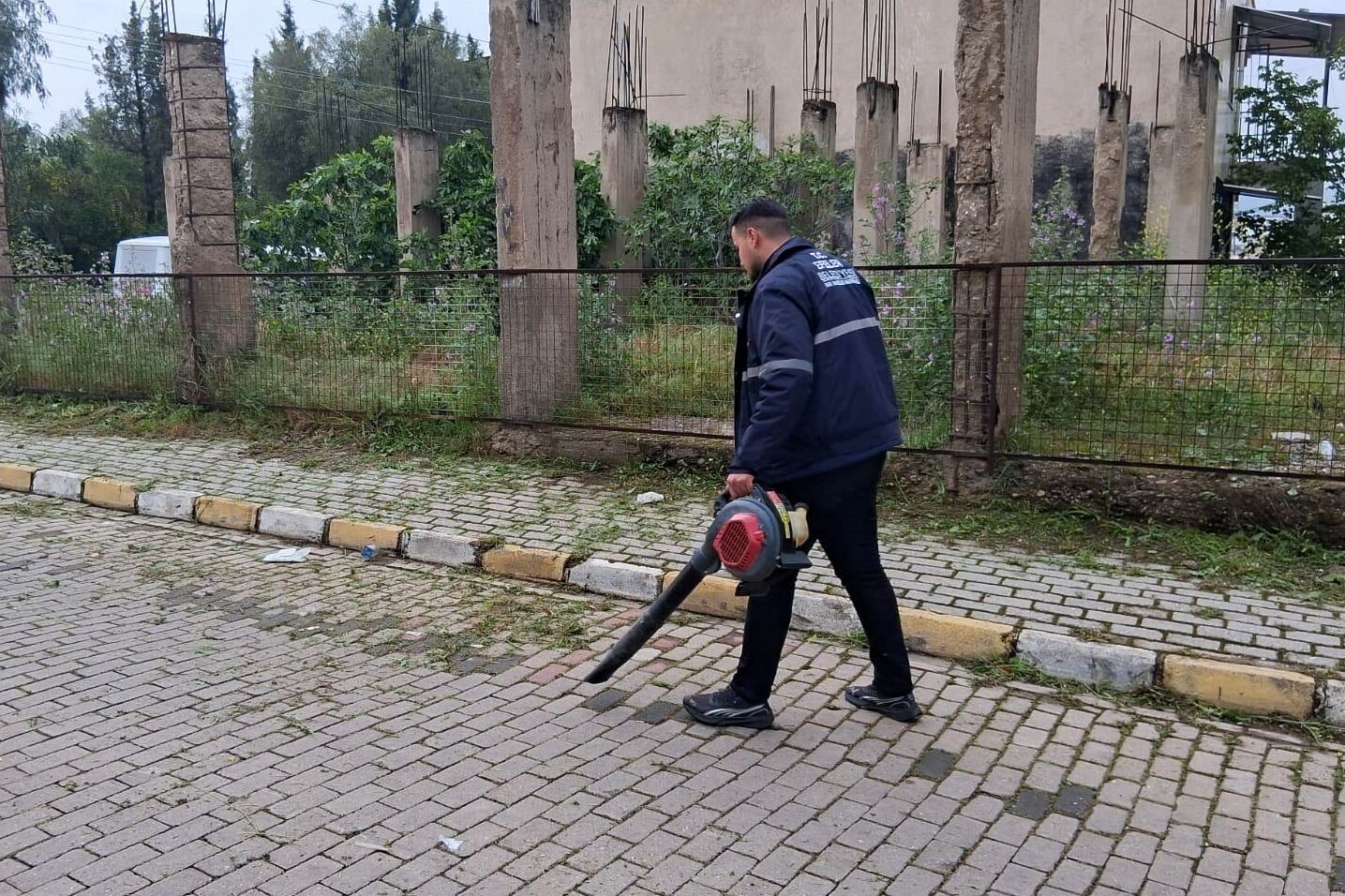 Efelerde Seferberlik Basladi Ilce Genelinde Bahar Temizligi 656063 460Ca0