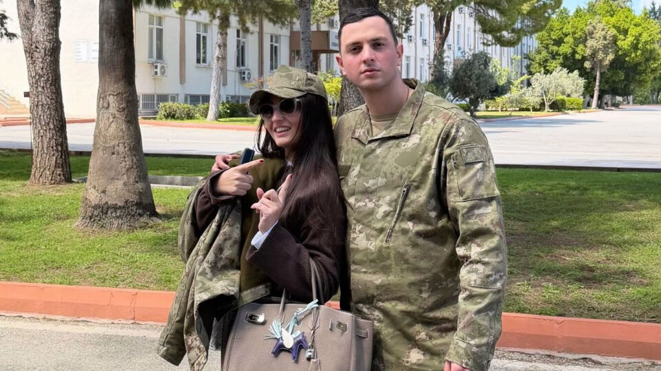 Emir Aksüt Askere Mi Gitti