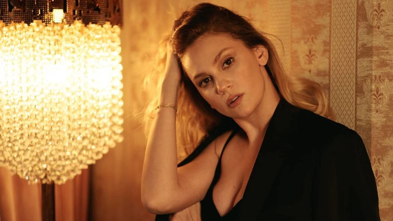 Farah Zeynep Abdullah 2