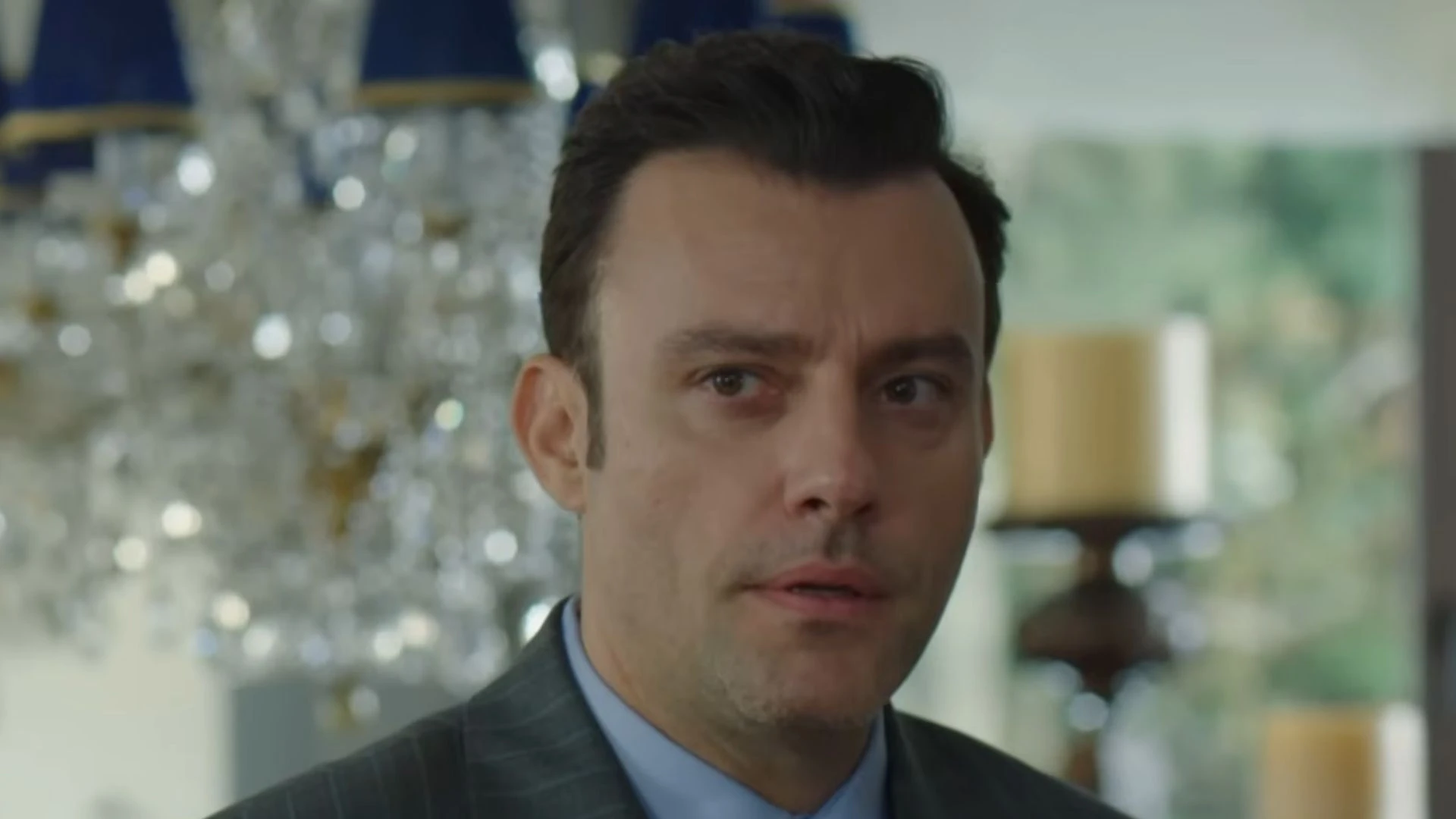 Fırat Tanış Delikanlı Dizisi