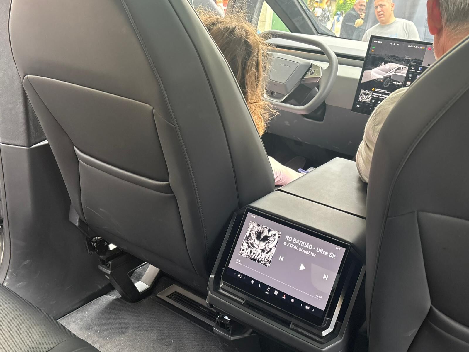 Goren Donup Bir Daha Bakti Tesla Cybertruck Aydina Geldi 657328 5469Fa