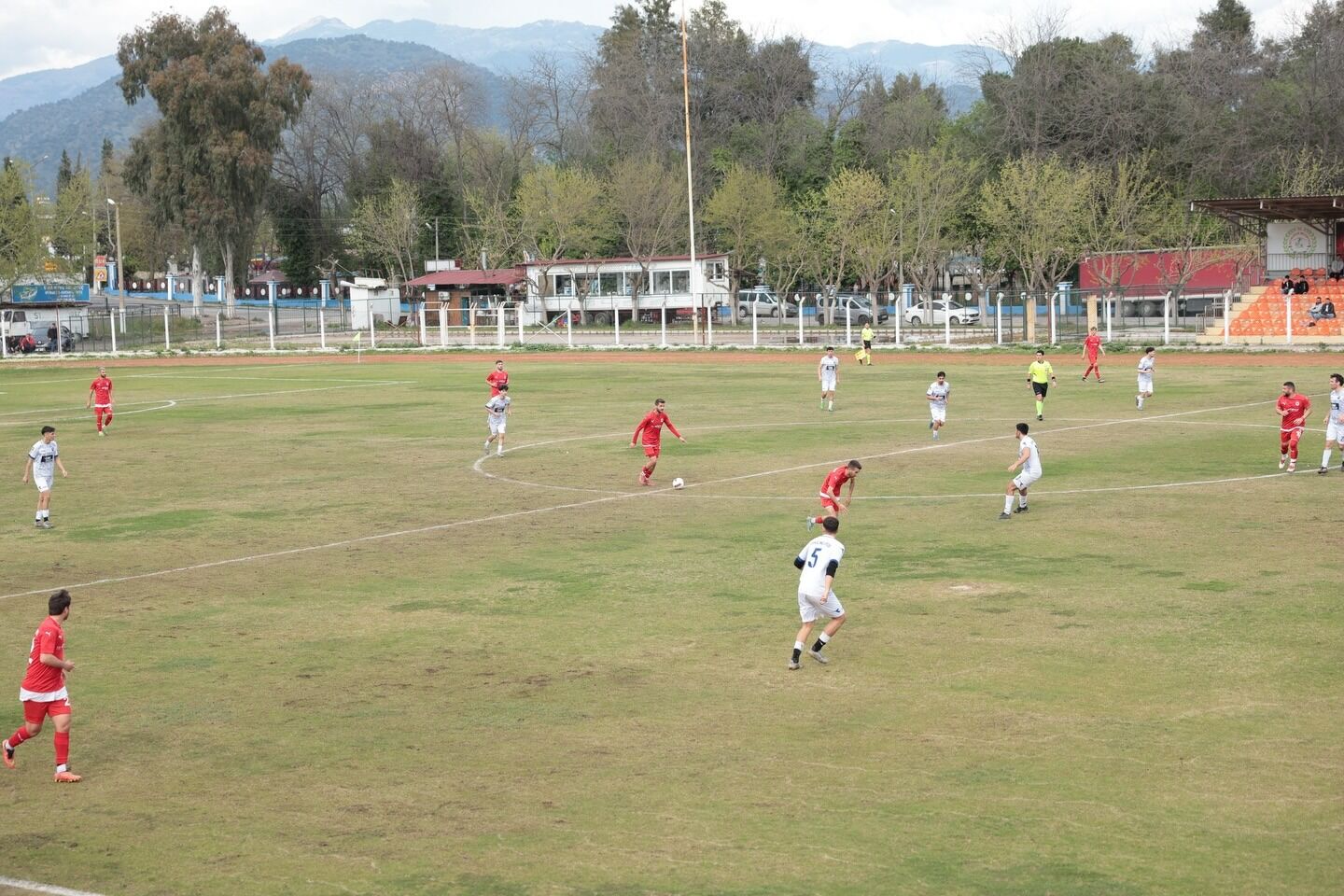 İncirliova Belediyespor’dan farklı galibiyet: 3 puan 7 golle geldi