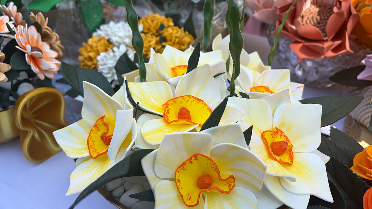 İncirliova’daki O Standa Yoğun Ilgi! El Emeği Çiçekler Beğeni Topladı1