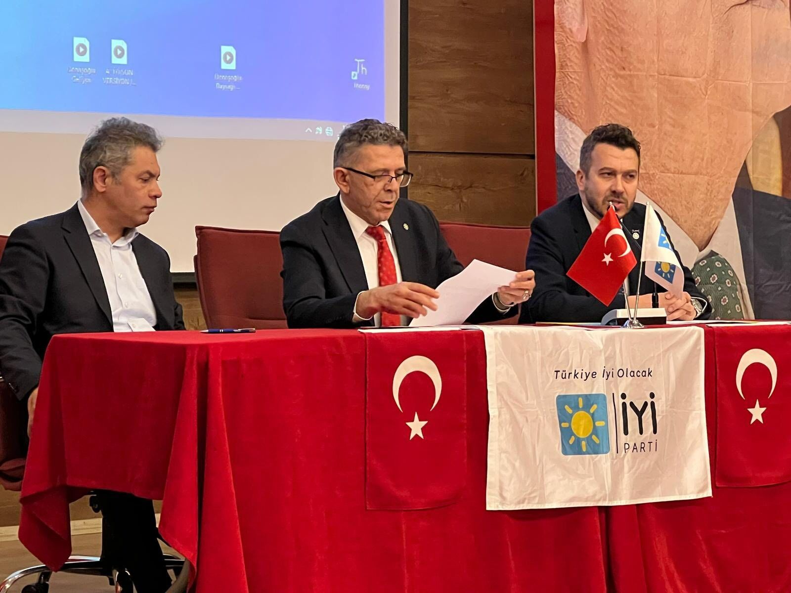 İYİ Parti Aydın’dan gövde gösterisi! Tüm Teşkilat Tek Yumruk Oldu