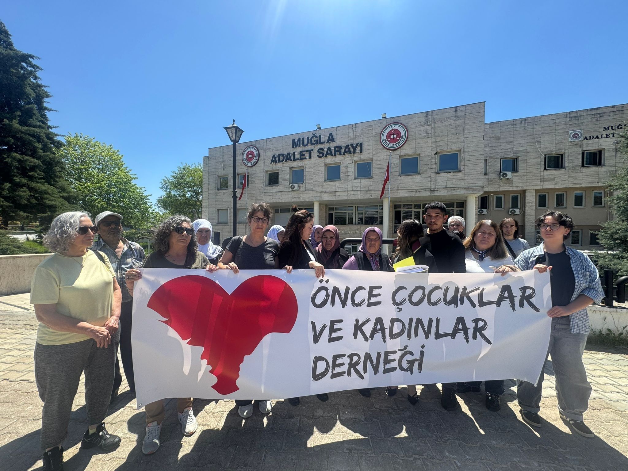 Karısını Yemek Yapmadı Diye Öldürdü! Cani Adamın Talebi Şaşkına Çevirdi (1)