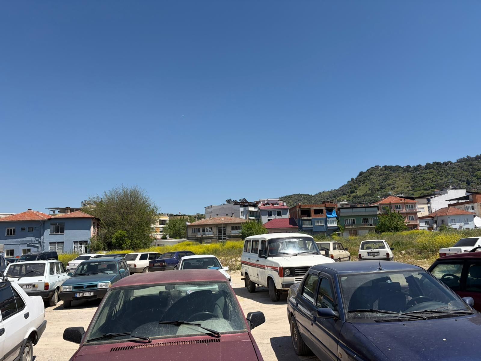 Koçarlı’da Kapalı Pazar Yeri Muamması Esnaf Çözüm Bekliyor (6)