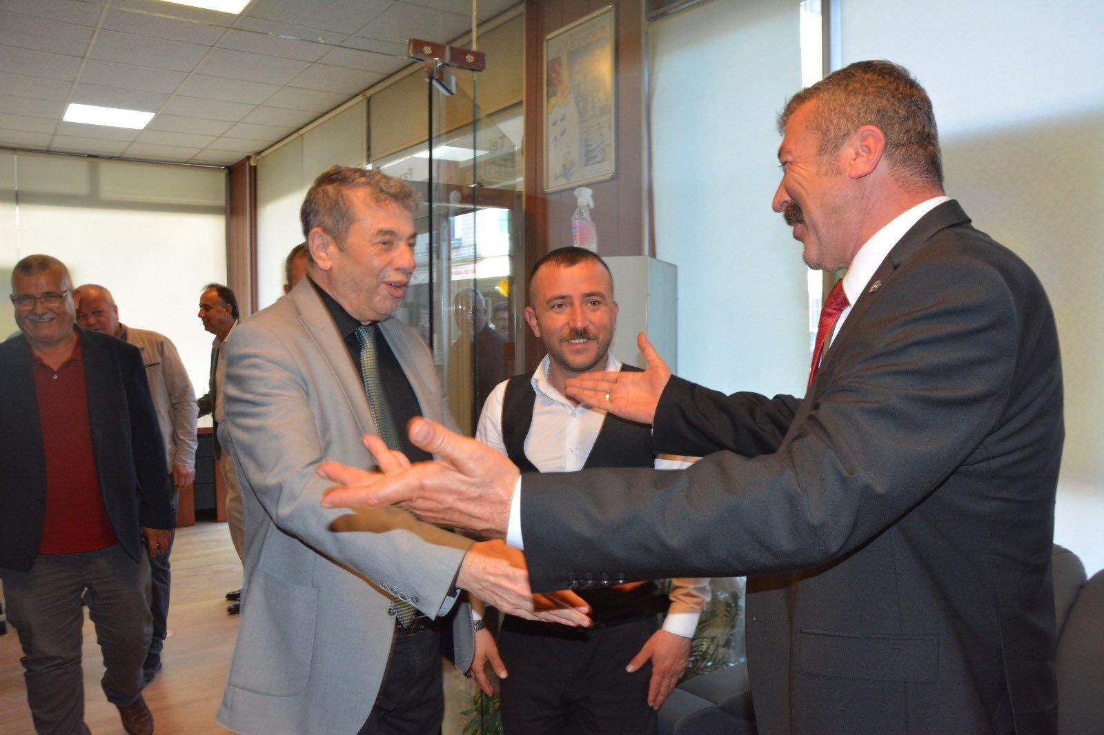 Künkcü Sahayı Boş Bırakmıyor! Germencik Ve Ortaklar’da Esnafla Buluştu (4)