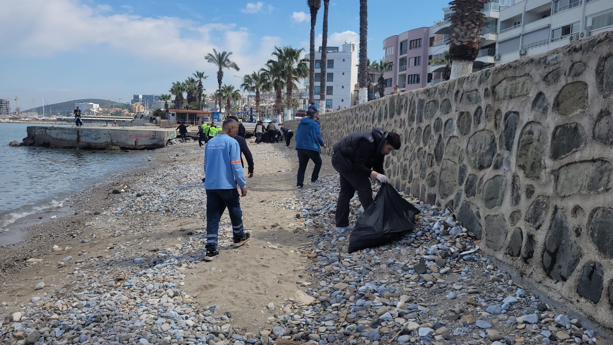 Kusadasinda Mavi Nefes Seferberligi Genclerin Projesine Bele 656660 1Bb44B