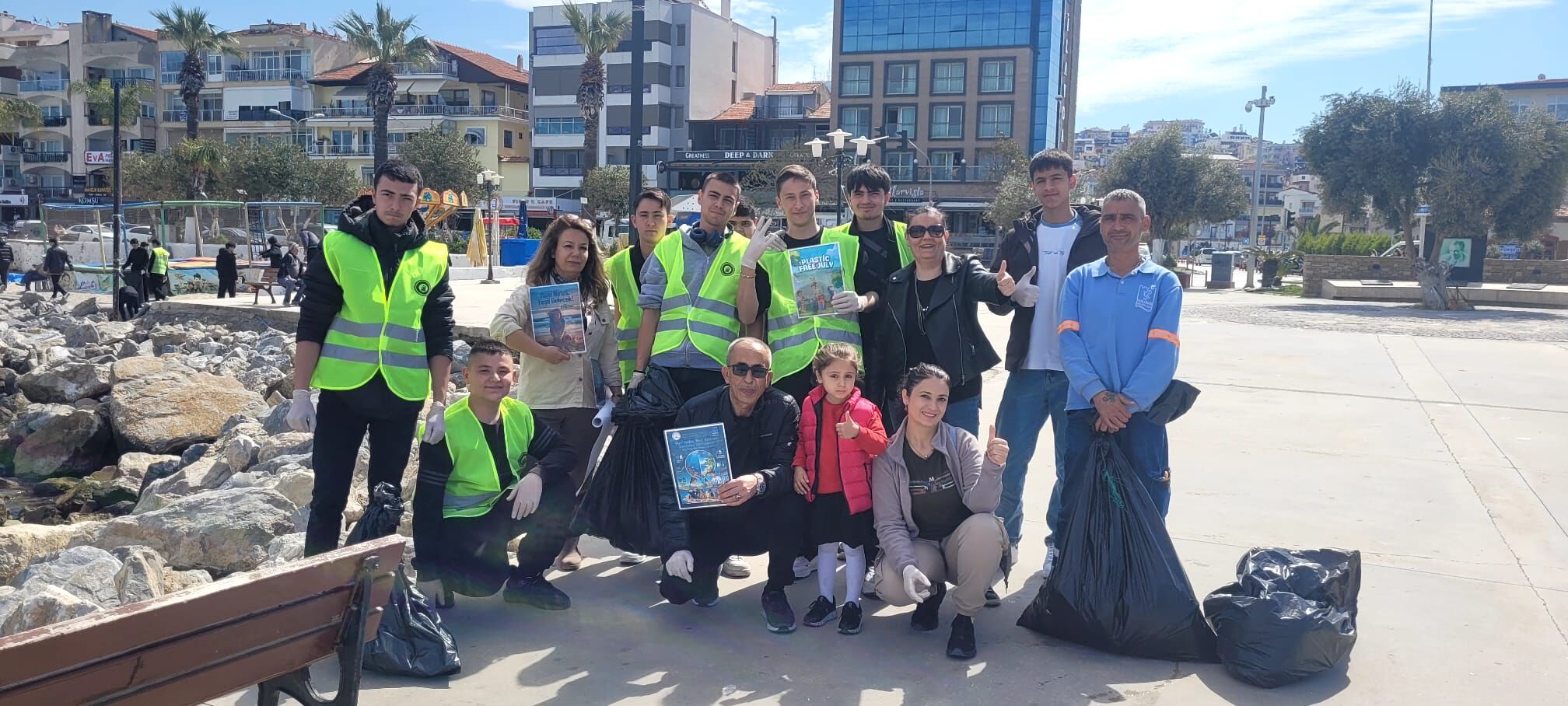 Kusadasinda Mavi Nefes Seferberligi Genclerin Projesine Bele 656660 47946D