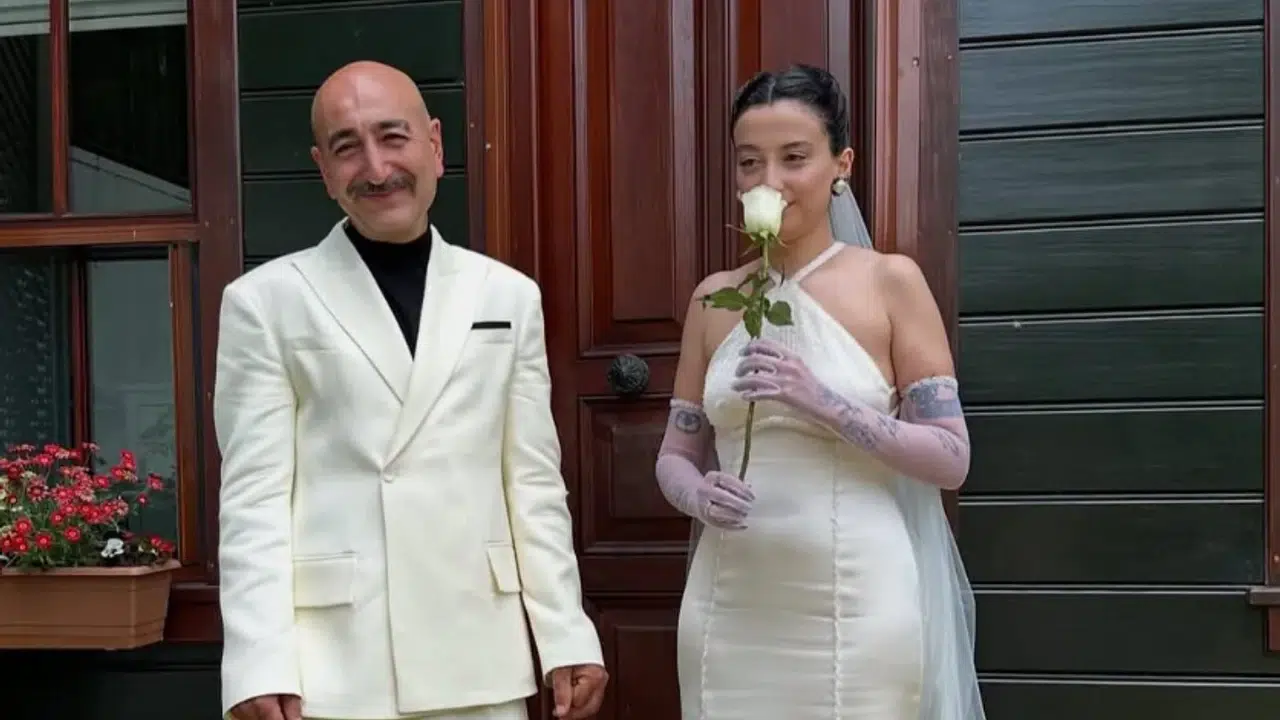 Melike Şahin Anne Mi Oluyor