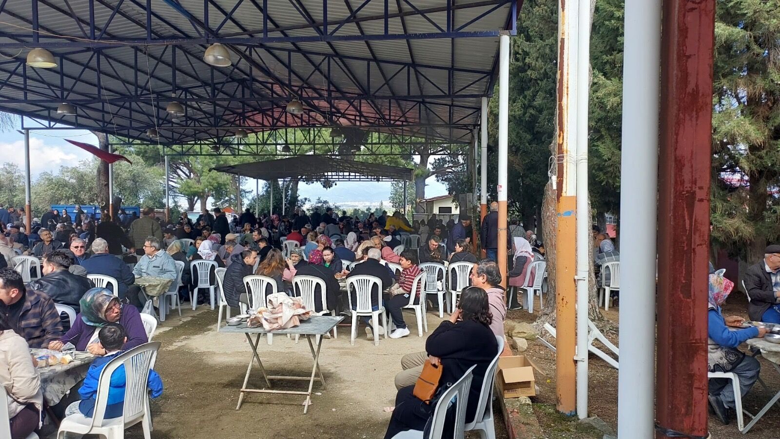 Nazilli Yazırlı’da Geleneksel Keşkek Hayrı: 10 Bin Kişi Bir Araya Geldi!