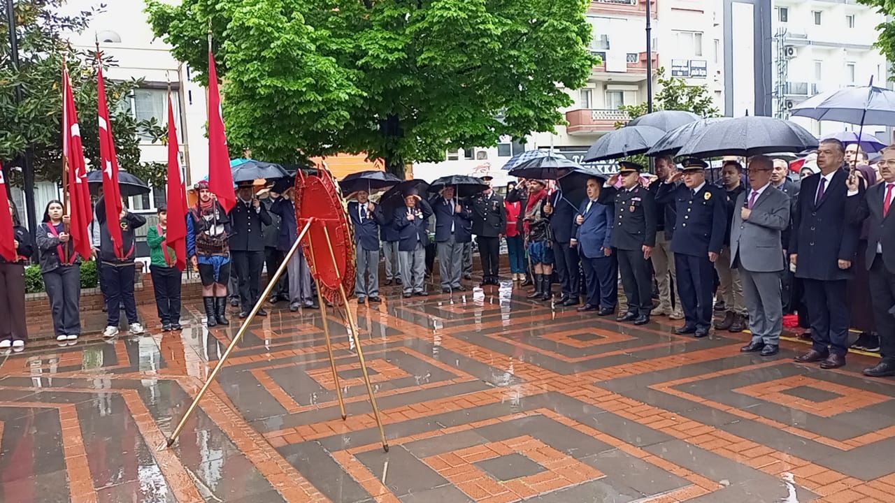 Nazilli’de 23 Nisan coşkusu engel tanımadı